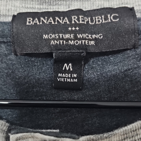 Banana Republic Gray Long Sleeve Tee Casual Knit - Picture 4 of 4